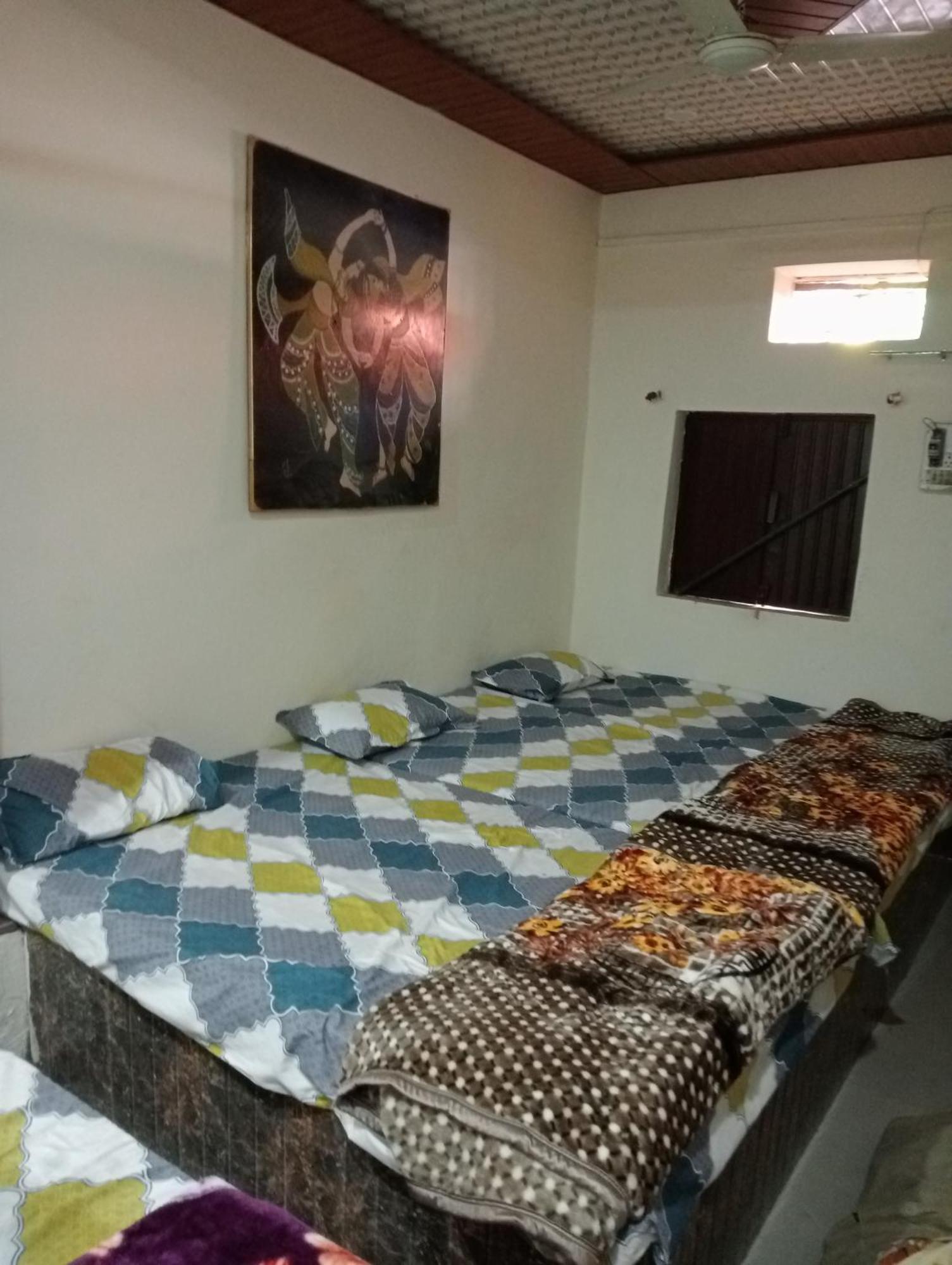 Shree Maya Home Stay 乌贾因 外观 照片