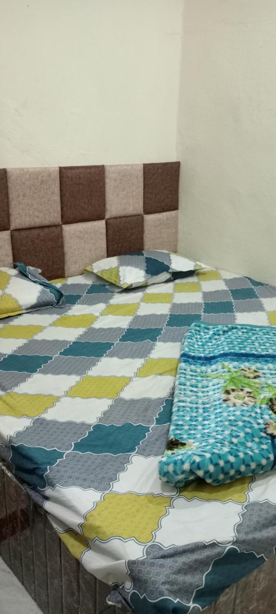 Shree Maya Home Stay 乌贾因 客房 照片