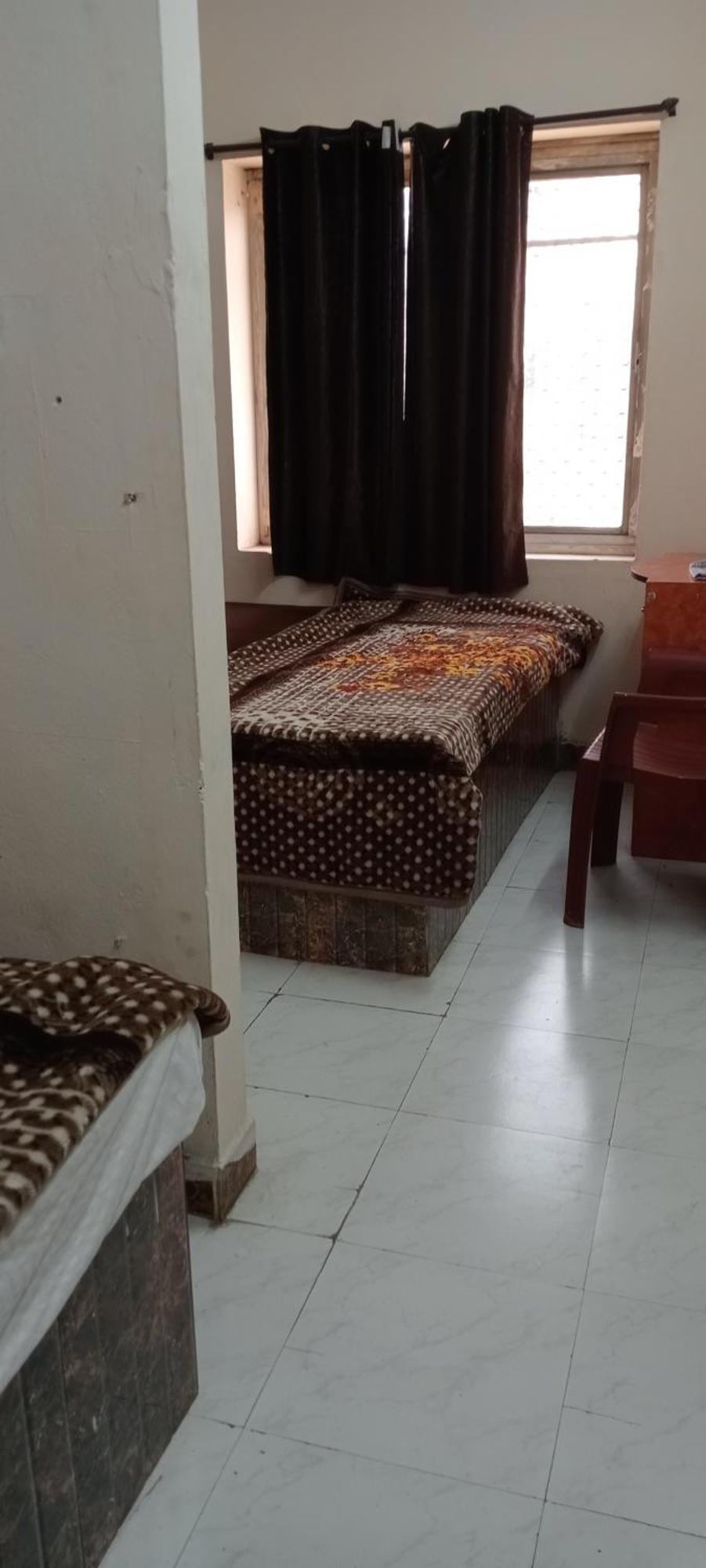 Shree Maya Home Stay 乌贾因 外观 照片