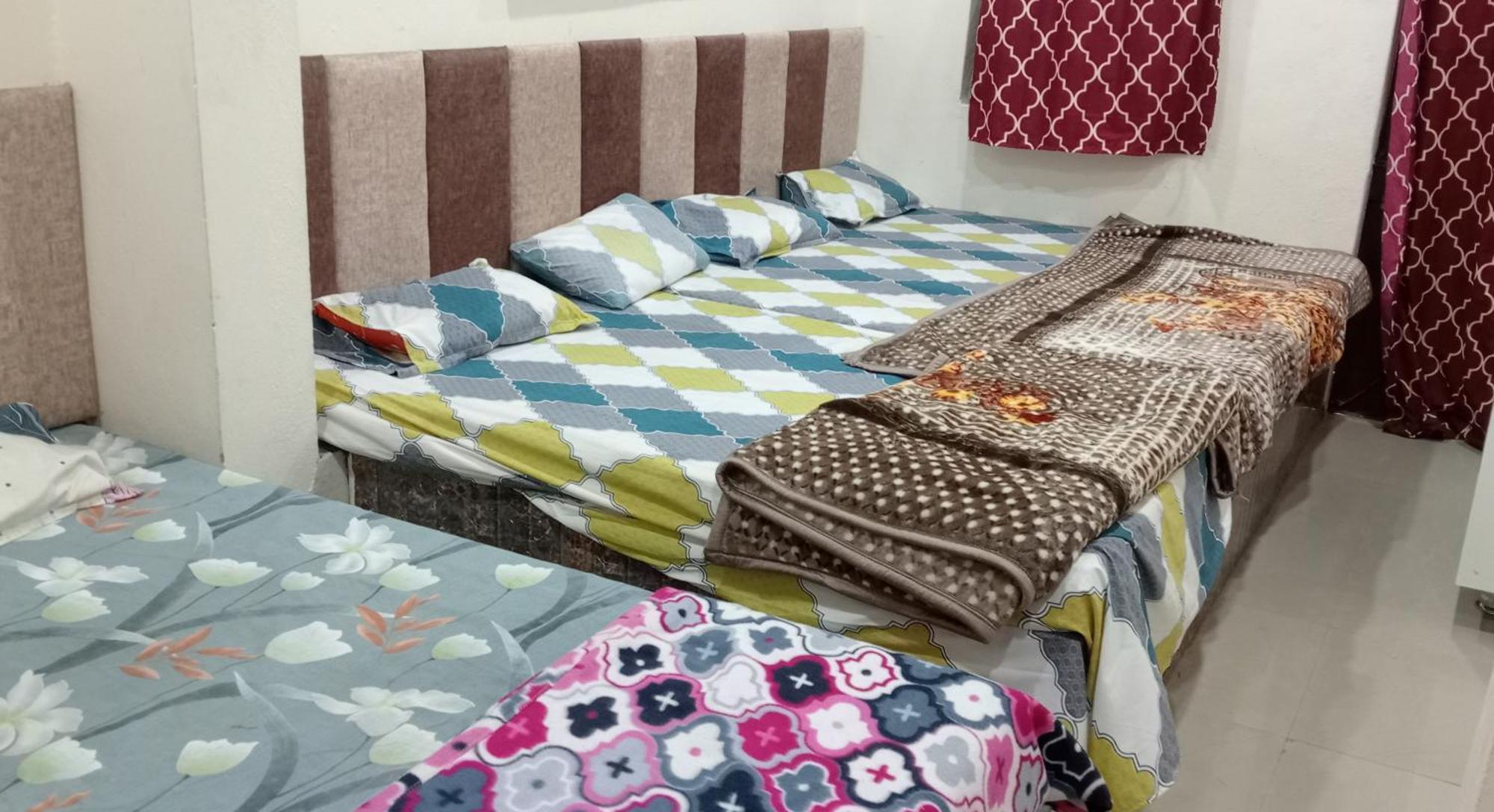 Shree Maya Home Stay 乌贾因 外观 照片