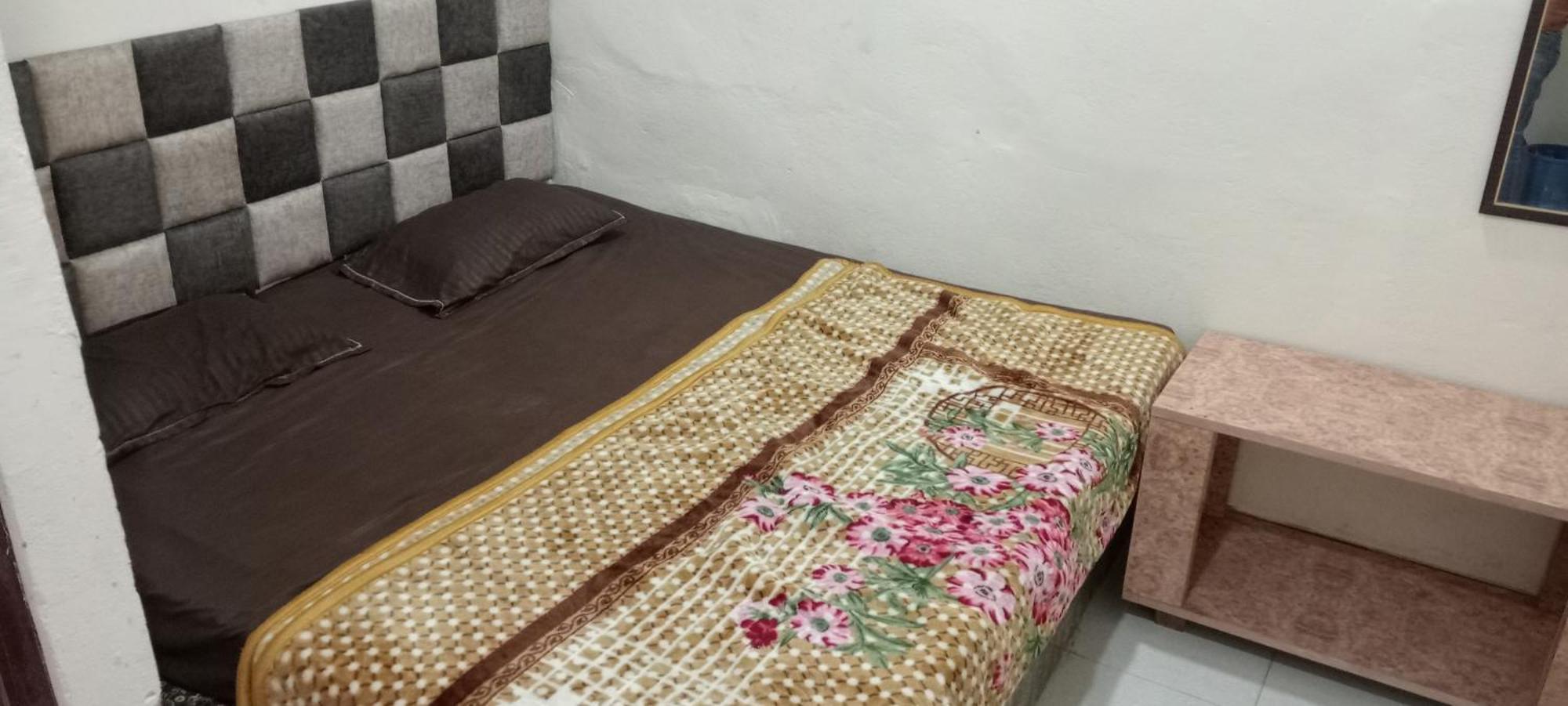 Shree Maya Home Stay 乌贾因 客房 照片